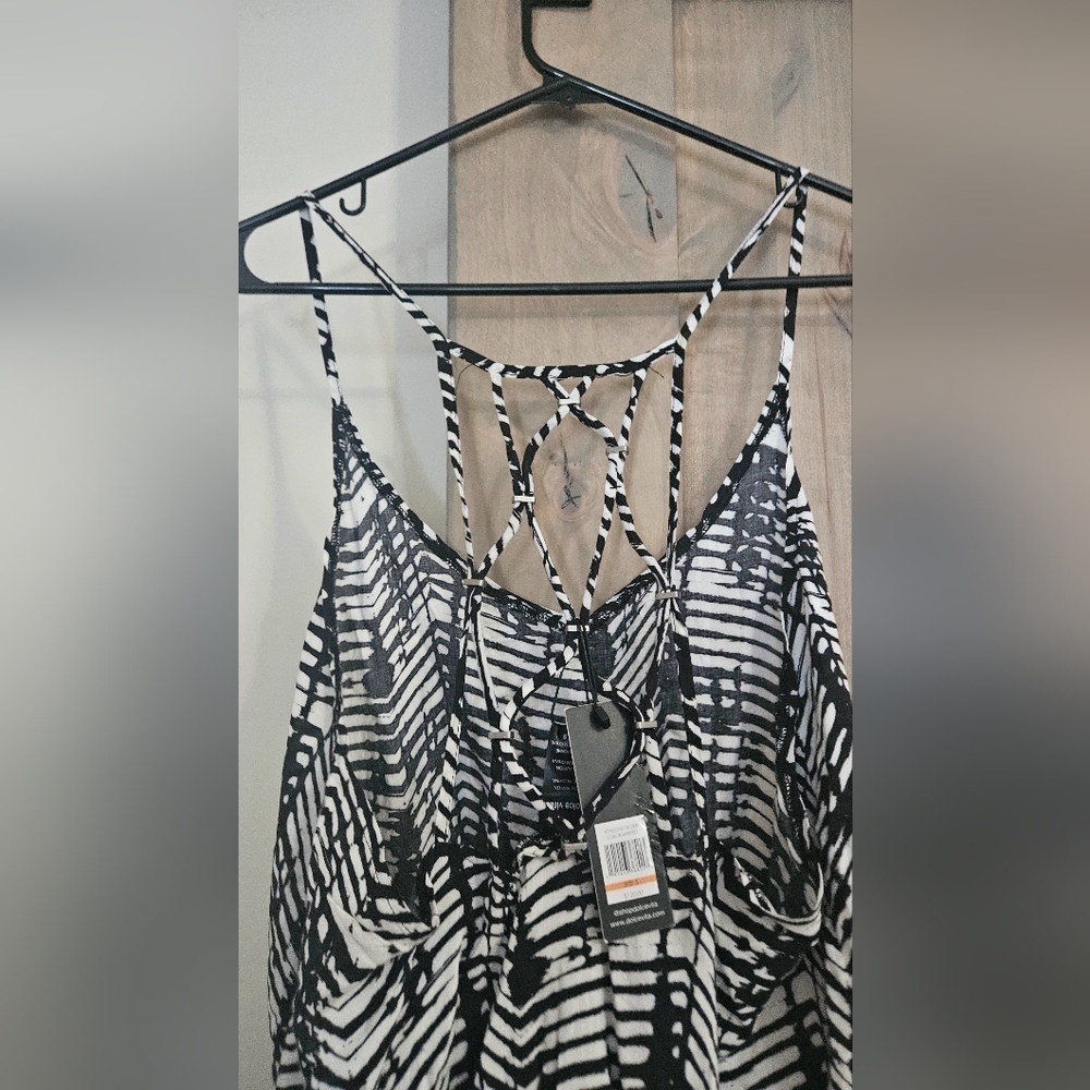DOLCE VITA Ikat Romper Cover-Up Lattice Back. Black/white. Size Small NWT - Picture 12 of 14
